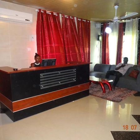 Nordik Palace Bed & Breakfast Tema Ngoại thất bức ảnh