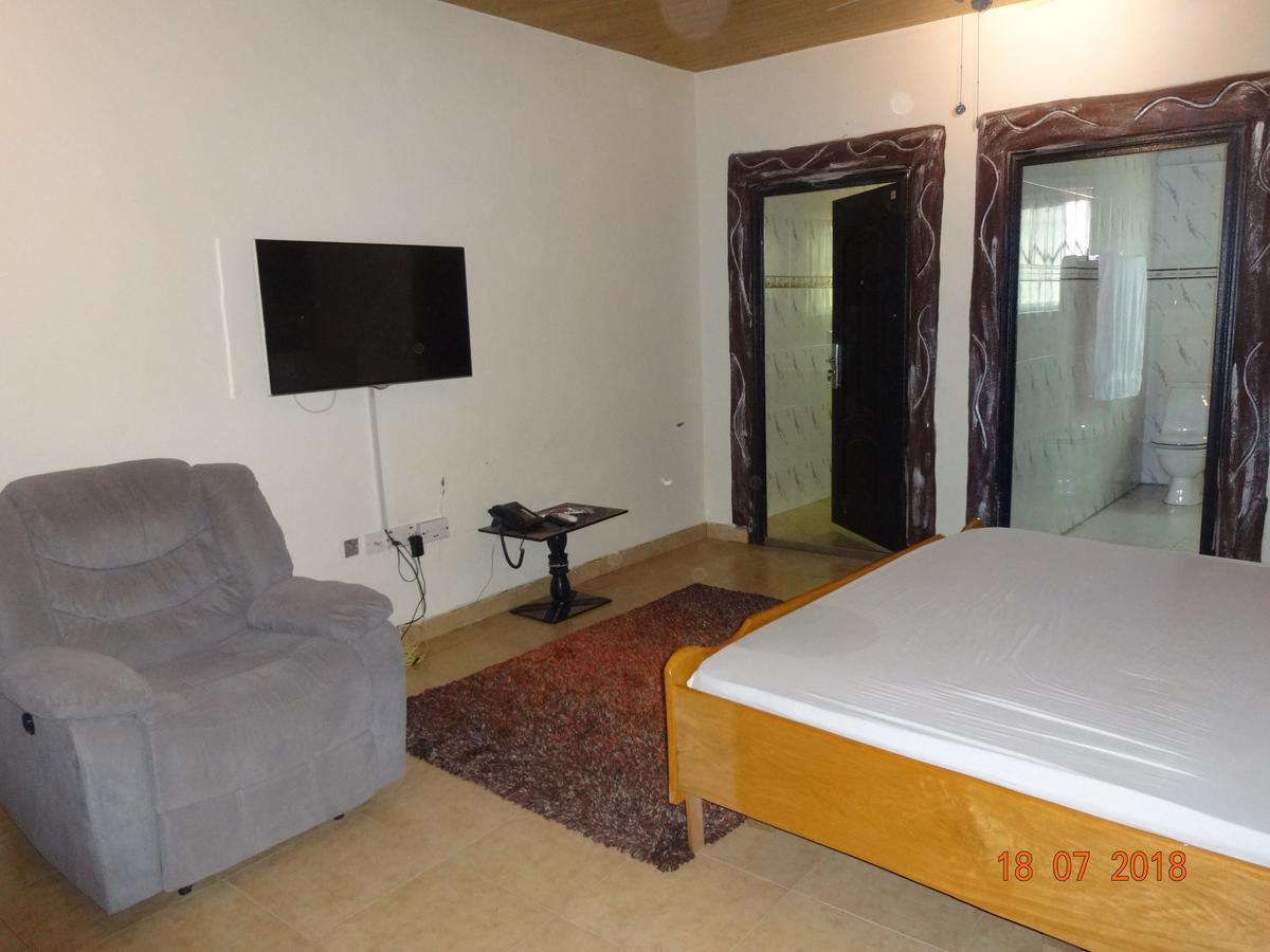 Nordik Palace Bed & Breakfast Tema Ngoại thất bức ảnh