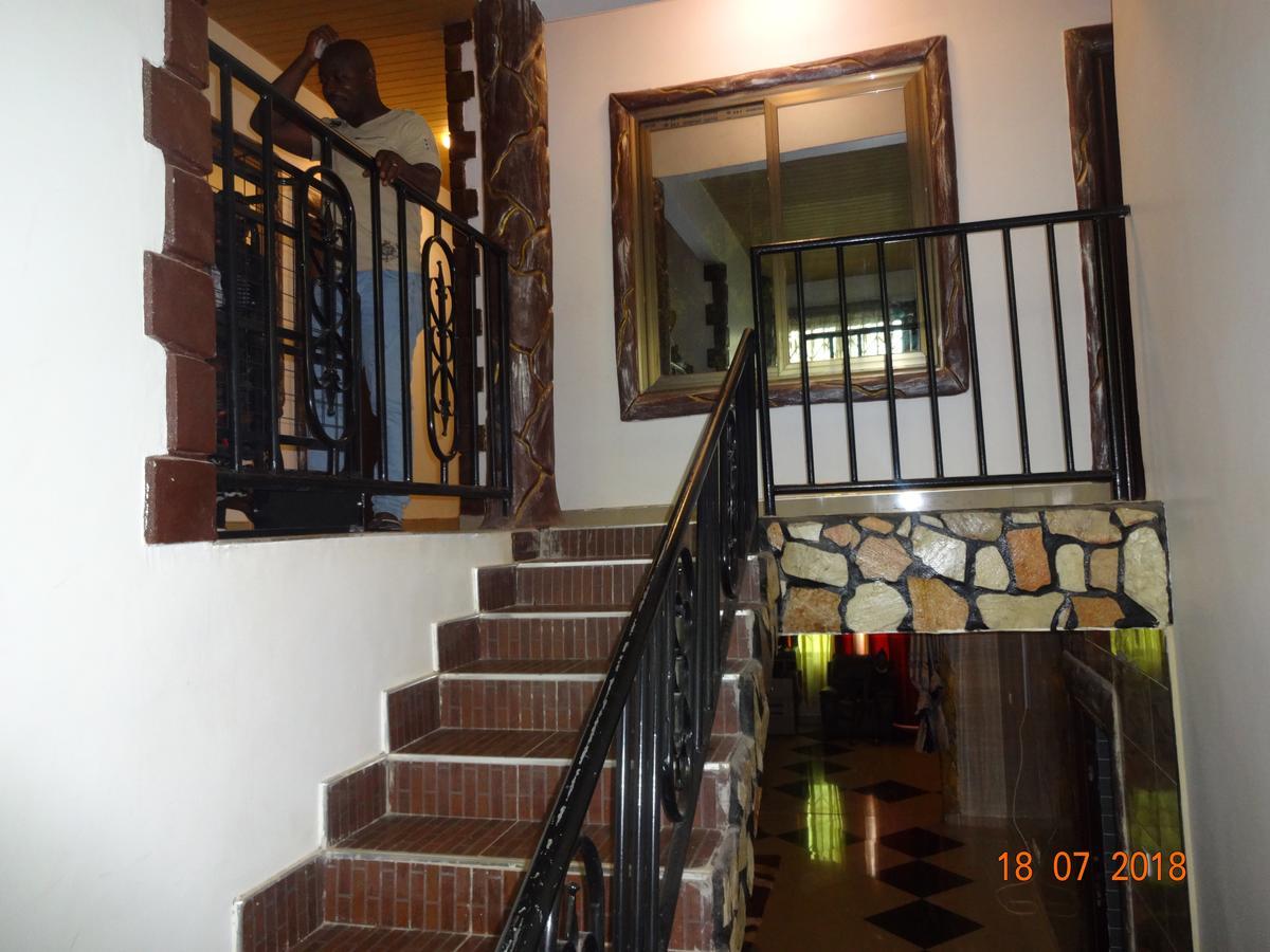 Nordik Palace Bed & Breakfast Tema Ngoại thất bức ảnh